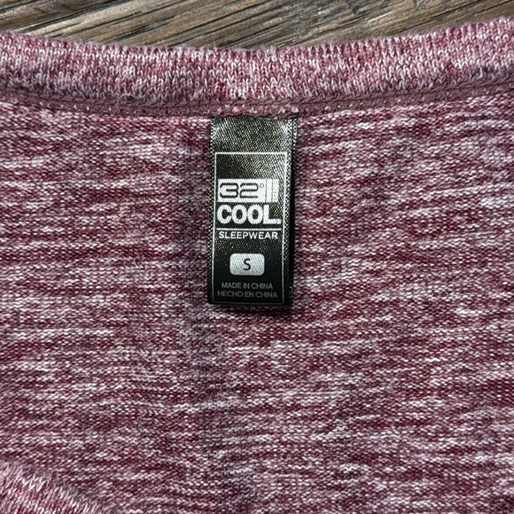 3-piece pajama set EUC - Picture 6 of 7